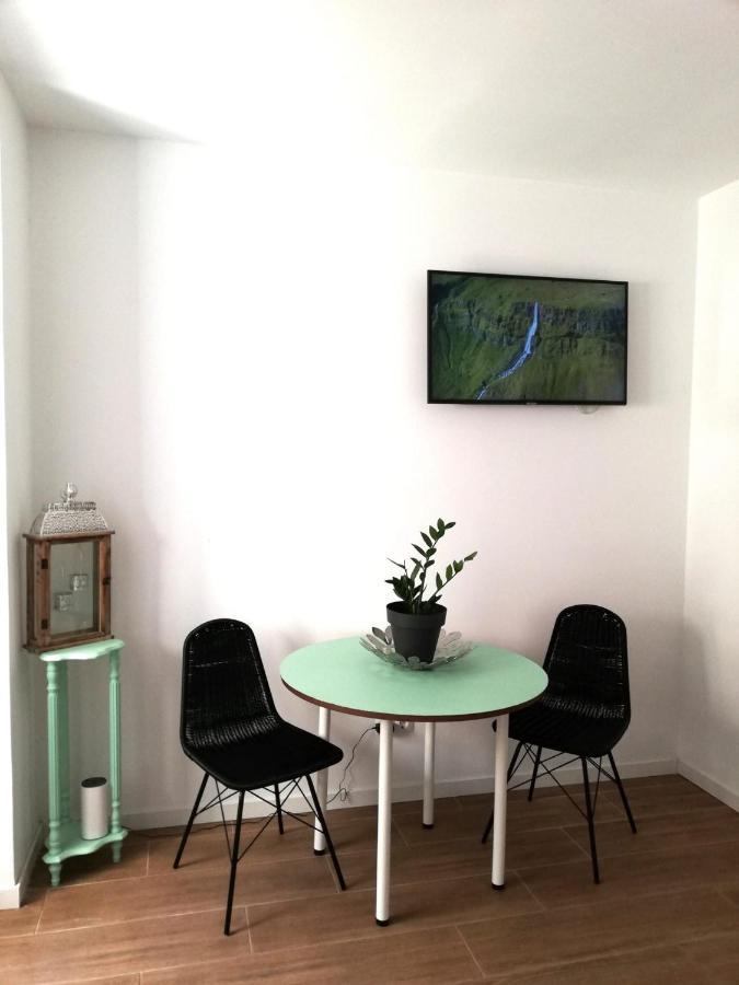 Отель Mini Apartamento Centrico Con Zonas Compartidas Валенсия Экстерьер фото